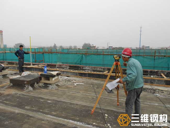 鋼結(jié)構(gòu)廠房施工中常用的檢測測量工具有哪些？